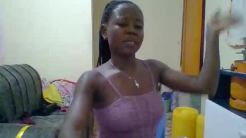 Snapshot of dottletop chatting on February 2025 07:44:01 PM dottletop online show from February 2025 07:44:01 PM