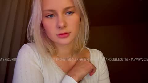 Lana  Eva  dont forget to give us a thumb up online show from January 2025 05:02:01 PM