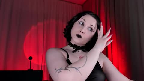 Eva ana Liza online show from October 2025 07:24:02 PM