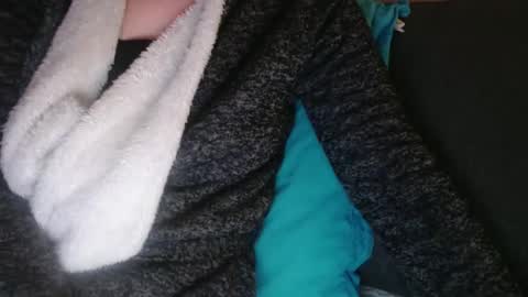 Douce Elsa online show from January 2025 06:39:01 PM