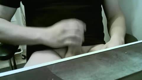 Snapshot of doudoudou1 chatting on October 2025 07:51:01 PM doudoudou online show from October 2025 07:51:01 PM