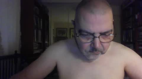Snapshot of doxoebloke68 chatting on March 2025 07:01:02 AM doxoebloke68 online show from March 2025 07:01:02 AM