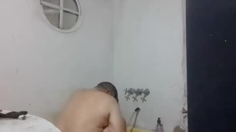 Snapshot of dragonred221 chatting on October 2025 03:07:02 AM dragonred221 online show from October 2025 03:07:02 AM