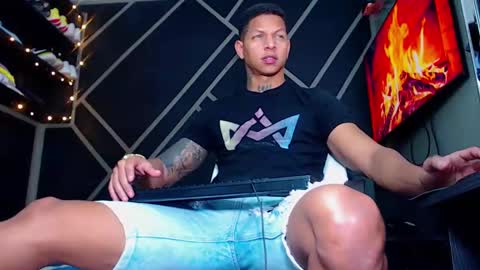 Drake online show from January 2025 04:06:02 AM