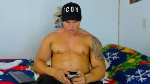 drake_xion1 online show from December 2024 02:42:02 AM