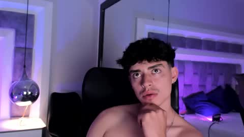 drakecollinss online show from September 2025 11:41:01 PM