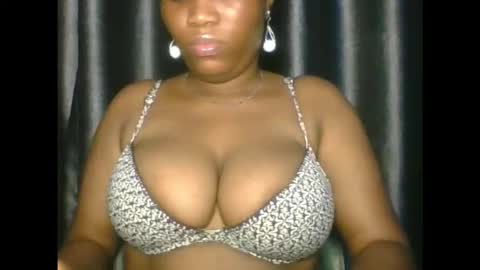 Snapshot of dramadoll_ chatting on November 2025 06:41:04 PM dramadoll_ online show from November 2025 06:41:04 PM