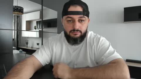 Snapshot of dravenpeak chatting on October 2025 12:17:02 PM DravenPeak online show from October 2025 12:17:02 PM