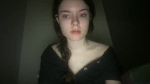 ur dream girl online show from January 2025 07:03:01 AM