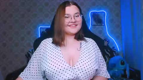 dreamforyoue2 online show from September 2025 03:39:02 PM