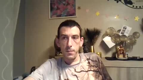 Snapshot of dreamguy38 chatting on December 2024 01:32:02 AM dreamguy38 online show from December 2024 01:32:02 AM