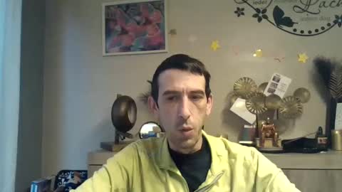 Snapshot of dreamguy38 chatting on January 2025 07:48:02 AM dreamguy38 online show from January 2025 07:48:02 AM