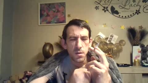 Snapshot of dreamguy38 chatting on February 2025 05:40:02 AM dreamguy38 online show from February 2025 05:40:02 AM