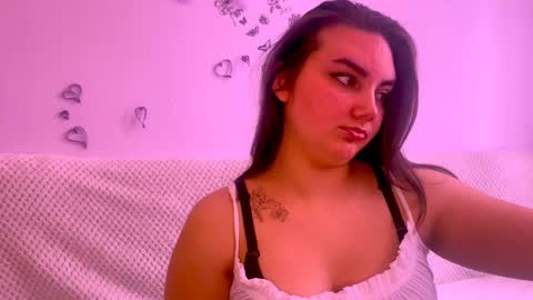 Mila online show from March 2025 07:35:02 AM