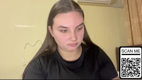 Snapshot of dreamyblushfairy chatting on September 2025 02:53:01 PM Mila online show from September 2025 02:53:01 PM