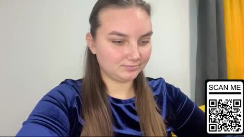 Snapshot of dreamyblushfairy chatting on September 2025 02:33:01 PM Mila online show from September 2025 02:33:01 PM