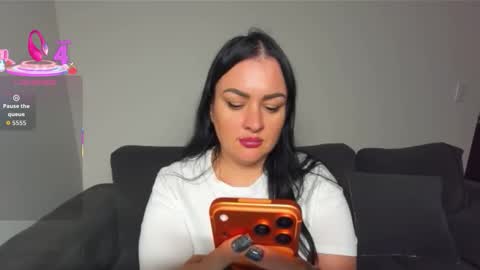 Snapshot of dreamyhousewife1 chatting on November 2025 07:23:01 PM dreamyhousewife1 online show from November 2025 07:23:01 PM