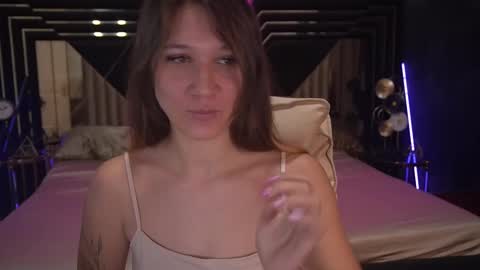 Lina online show from December 2024 07:39:02 AM