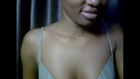 drippingpussy__ online show from November 2025 07:12:02 PM