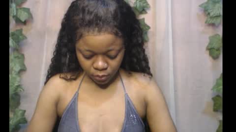 Snapshot of dripqueenx chatting on September 2025 08:59:01 AM linda online show from September 2025 08:59:01 AM