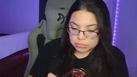 Snapshot of drizzypeach602 chatting on October 2025 01:17:01 AM Drizzypeach602 online show from October 2025 01:17:01 AM