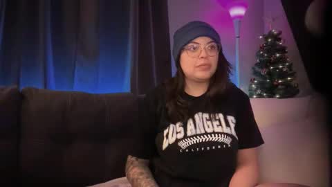 Snapshot of drizzypeach602 chatting on December 2025 04:31:02 AM Drizzypeach602 online show from December 2025 04:31:02 AM