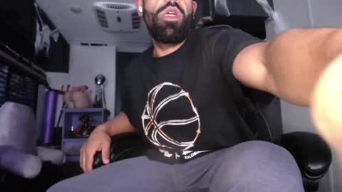 Snapshot of drizzys_room chatting on October 2025 12:17:01 PM DirtyDrizzy online show from October 2025 12:17:01 PM