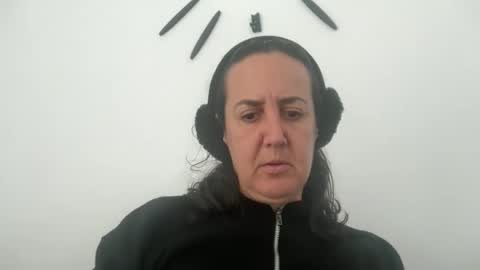 Snapshot of drresa chatting on October 2025 10:21:02 AM Dr. Resa online show from October 2025 10:21:02 AM