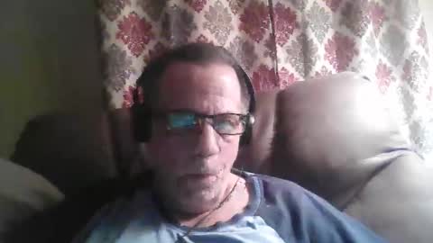 Snapshot of drthick1224 chatting on October 2025 01:31:01 AM drthick1224 online show from October 2025 01:31:01 AM