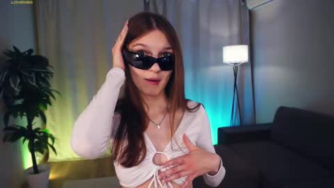 Polly day and Amelia night online show from March 2025 06:18:02 AM