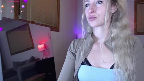 dualipa_unseen online show from September 2025 06:02:01 AM