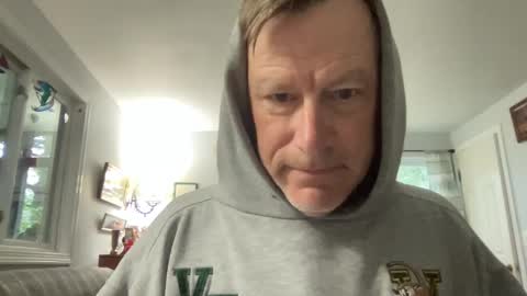 Snapshot of dudeinnh chatting on September 2025 11:12:02 AM Steve online show from September 2025 11:12:02 AM