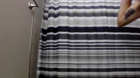 Snapshot of duke_lordly chatting on March 2025 07:38:02 PM duke_lordly online show from March 2025 07:38:02 PM