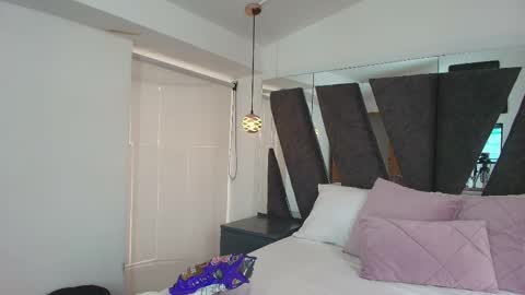  Dulce Candy  online show from November 2025 12:47:01 PM