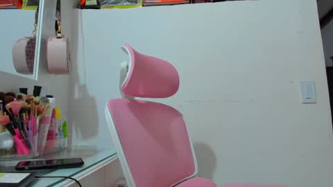 Dulce  online show from January 2025 09:20:01 PM