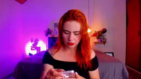 Snapshot of dulce_charlottee chatting on February 2025 04:00:02 PM DULCE online show from February 2025 04:00:02 PM