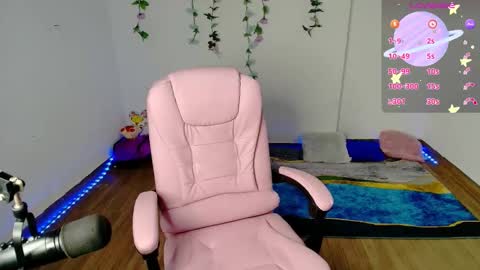 Dulce online show from February 2025 07:10:02 PM