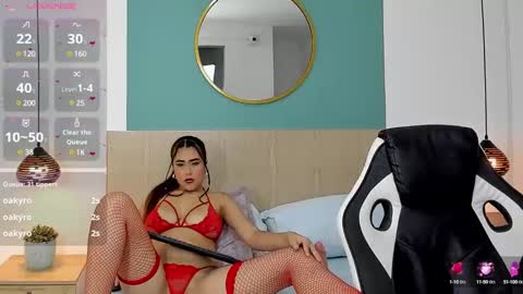 V I C T O R I A online show from February 2025 09:33:02 PM