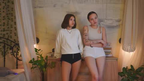 my first day  you can call me Georgia online show from October 2025 01:32:02 PM