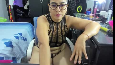 Dulce  online show from January 2025 11:55:01 PM