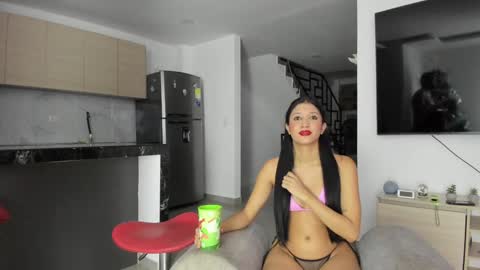 Snapshot of dulceromance chatting on December 2024 06:32:02 AM Jlozada05 online show from December 2024 06:32:02 AM