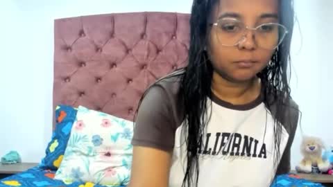 Snapshot of dulcetemtation14 chatting on November 2025 05:04:02 PM dulcetemtation14 online show from November 2025 05:04:02 PM