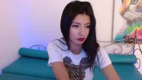Dulce  online show from December 2024 05:04:02 PM