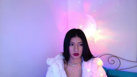 Dulce  online show from January 2025 01:00:02 PM