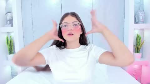 dulcevela online show from October 2025 10:39:02 PM