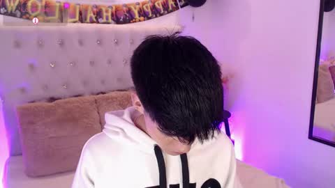 Dulcey online show from October 2025 04:02:02 AM