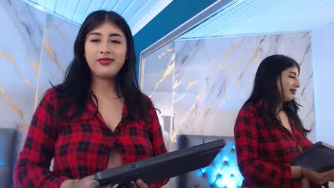 Snapshot of dulciinea_07 chatting on September 2025 05:24:01 PM Abril Cruz online show from September 2025 05:24:01 PM