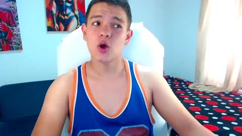 Dunkan Kravitz online show from December 2024 08:11:01 PM