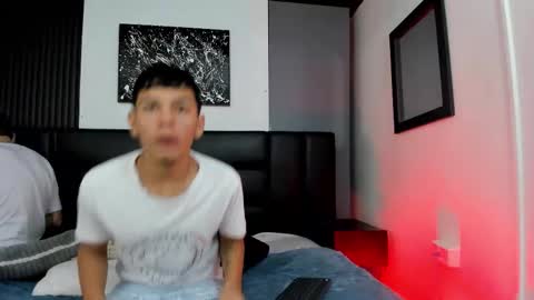 Thomas and Noah online show from September 2025 12:09:01 PM