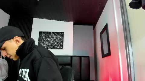 Thomas and Noah online show from September 2025 12:32:01 PM